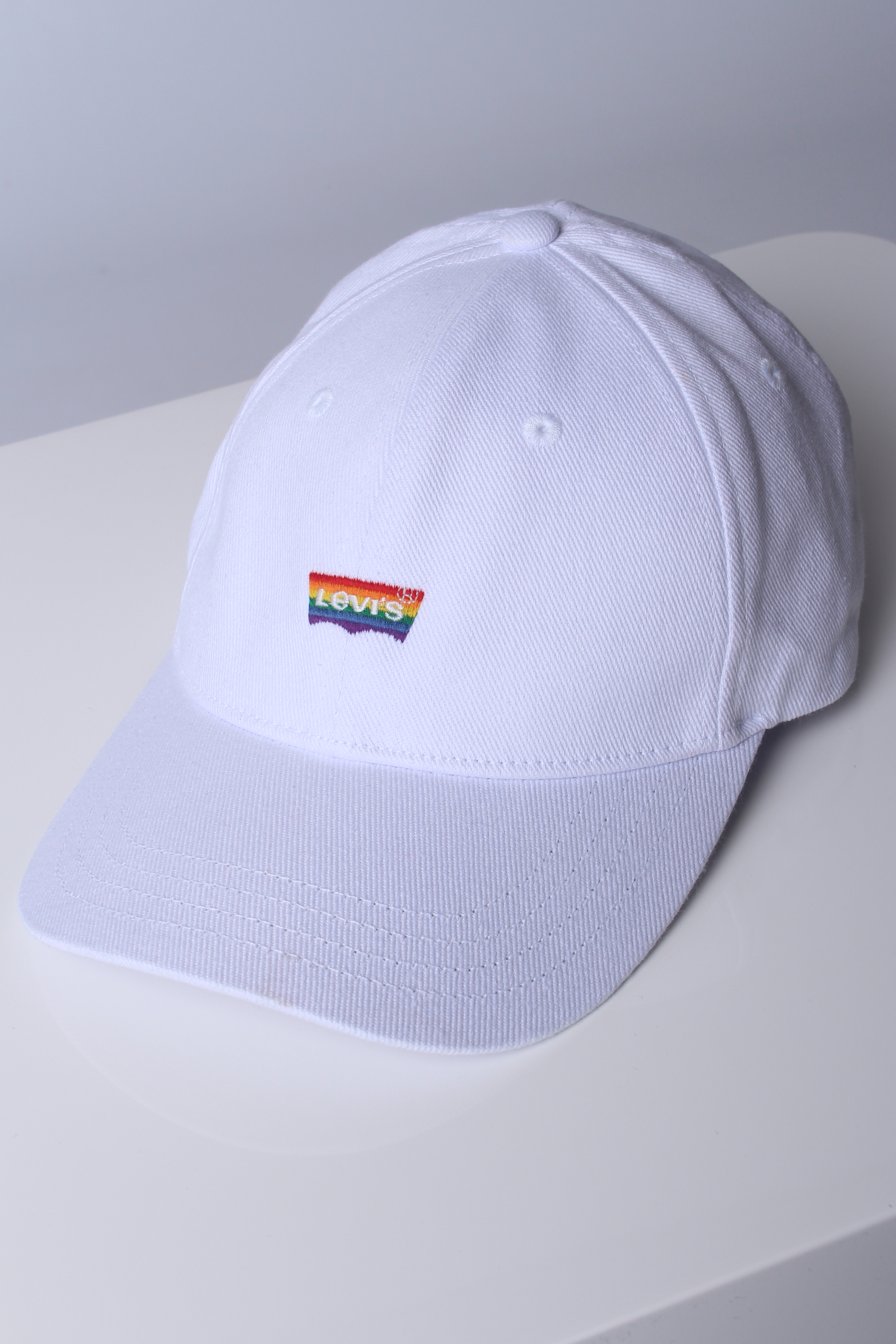 levi's pride hat